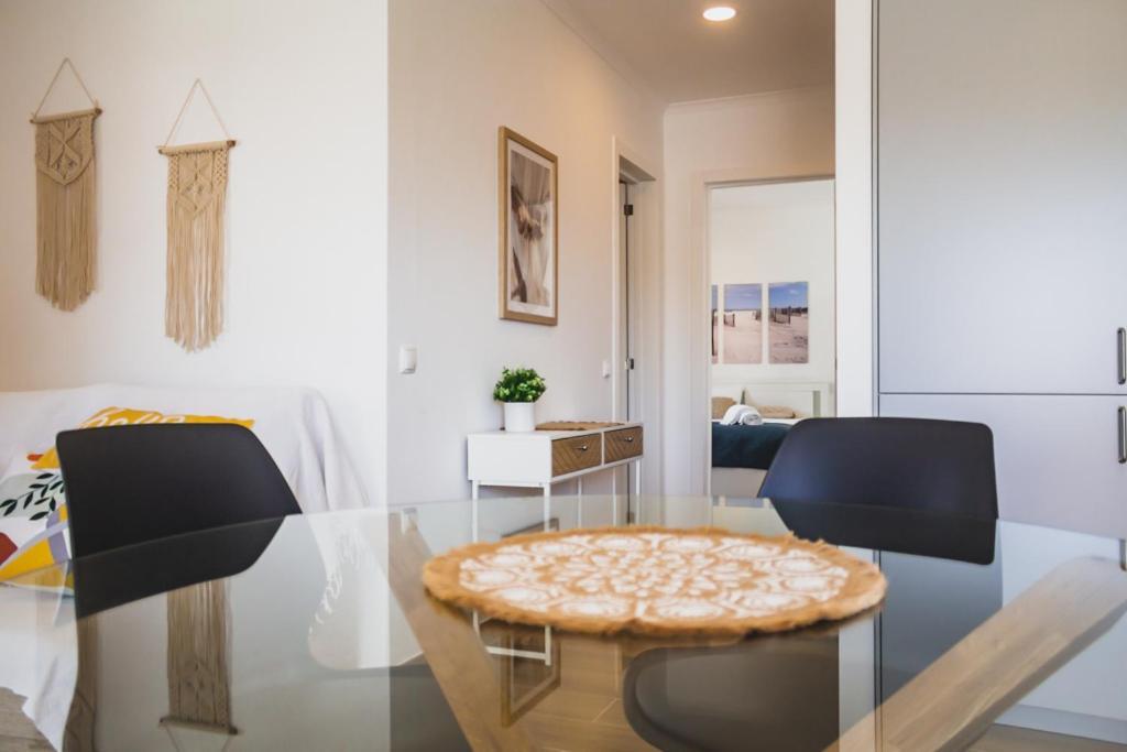 Lovely & Bright Renovated Apt. W/ Balcony In 拉哥斯 外观 照片